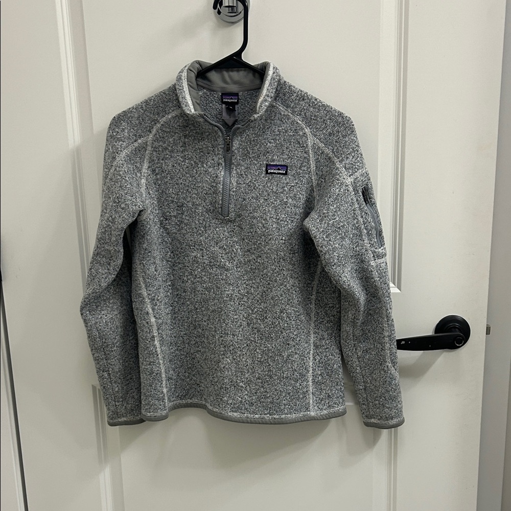 Patagonia Heathered Gray Fleece Pullover